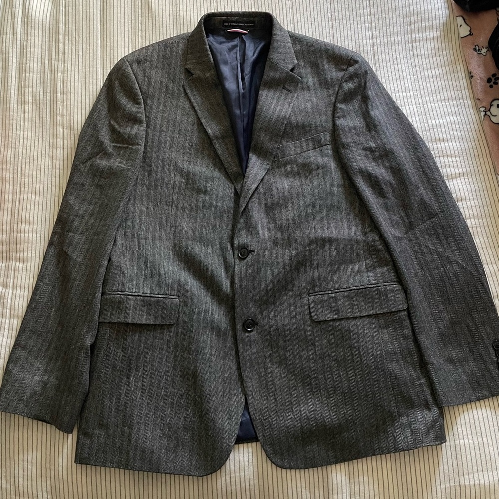 Tommy Hilfiger Gray & Black Blazer